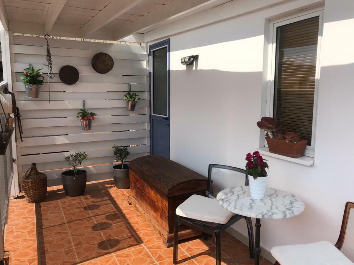 Mp Cozy Apartment Near The Sea Paphos Exterior photo